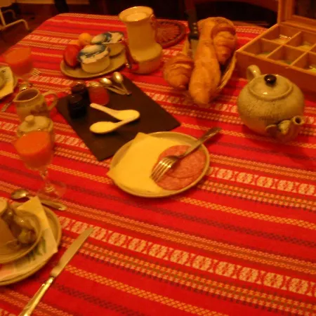 Δωμάτια σε οικογενειακή κατοικία Avec Petit Dejeuner Trébas
